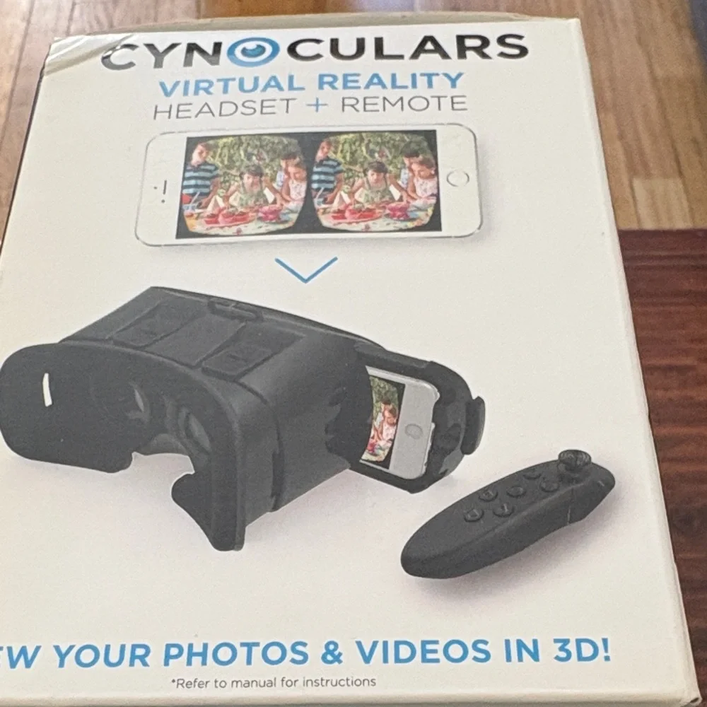 Hype Cynoculars Black VR Headset with Remote